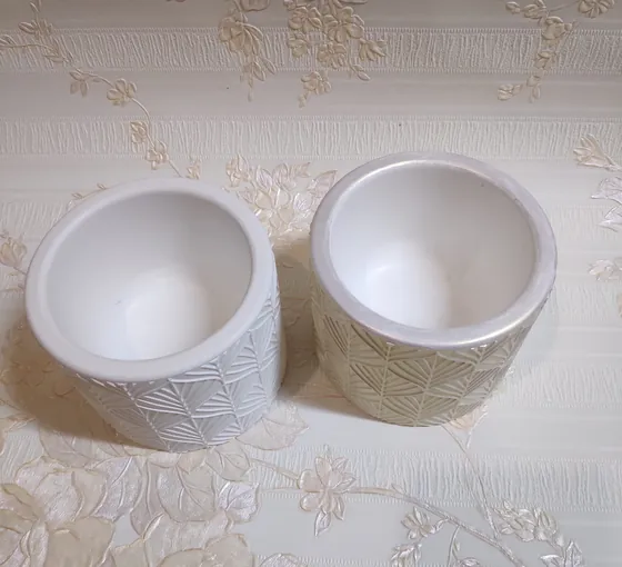 Гіпсове кашпо з оригінальним дизайном