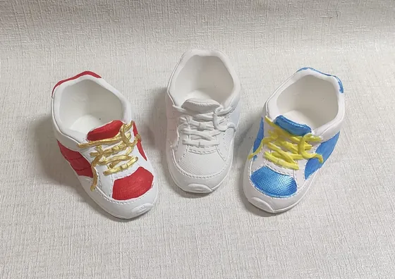 Гіпсові кашпо у формі кросівок