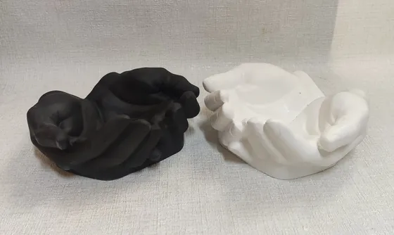 Гіпсове кашпо "Долоні"