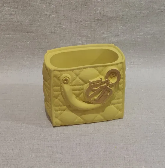 Гіпсове кашпо «Сумочка Dior»