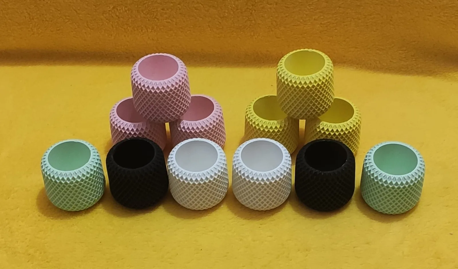 Гіпсове кашпо