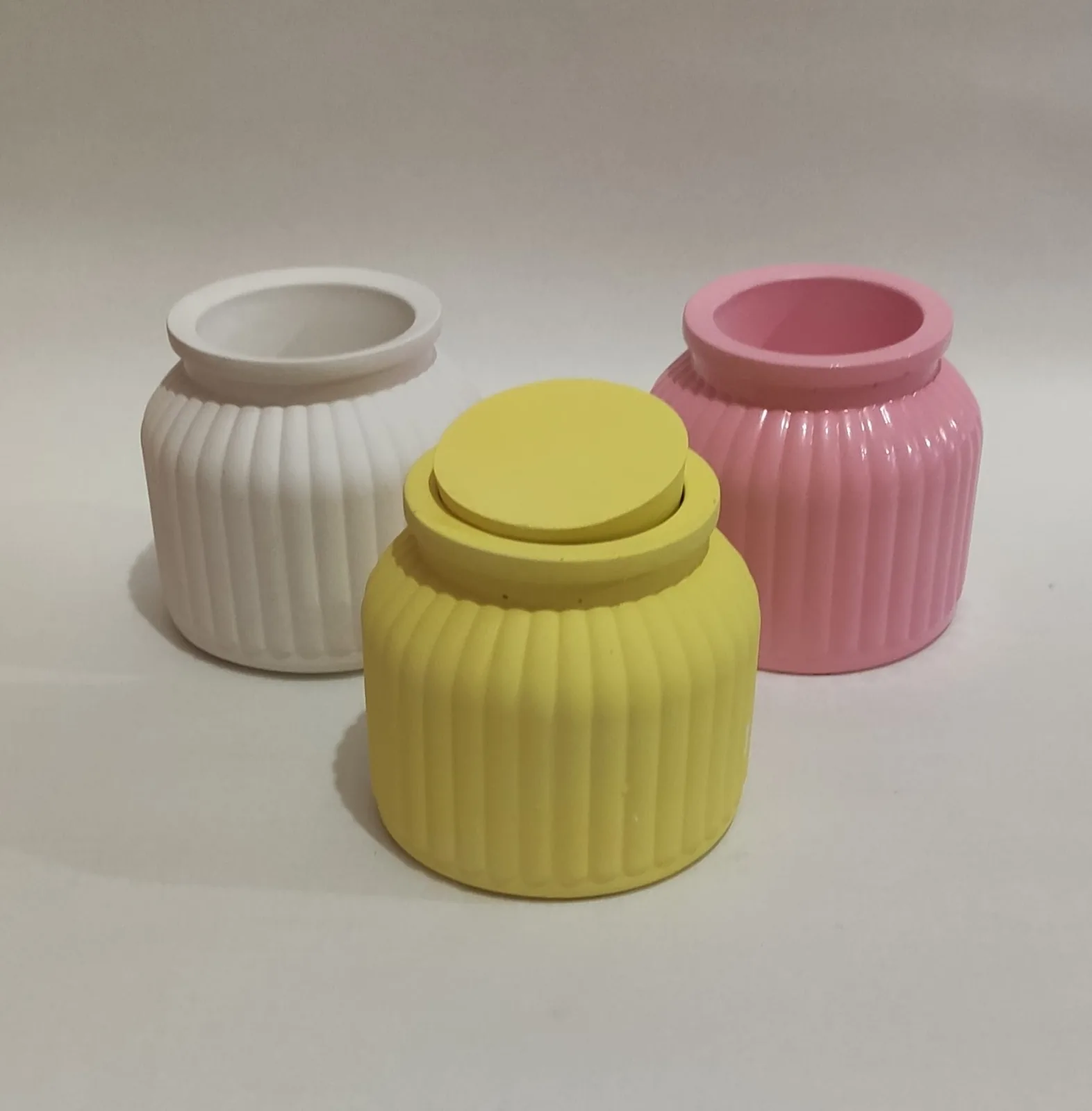 Гіпсове кашпо