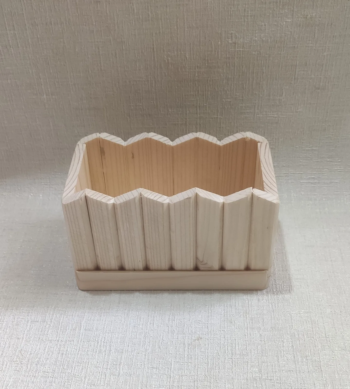 Дерев'яне кашпо