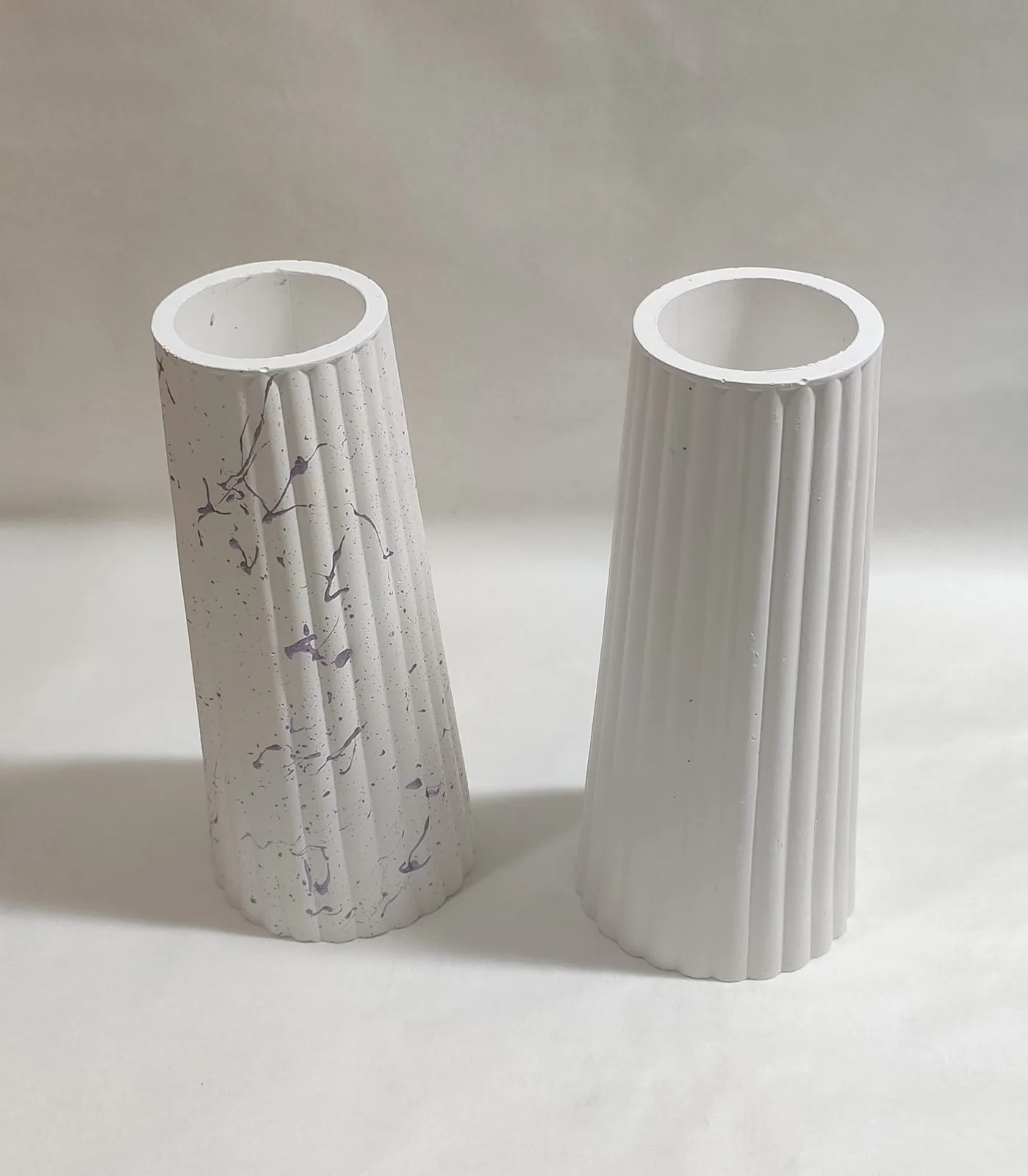 Гіпсова ваза велика